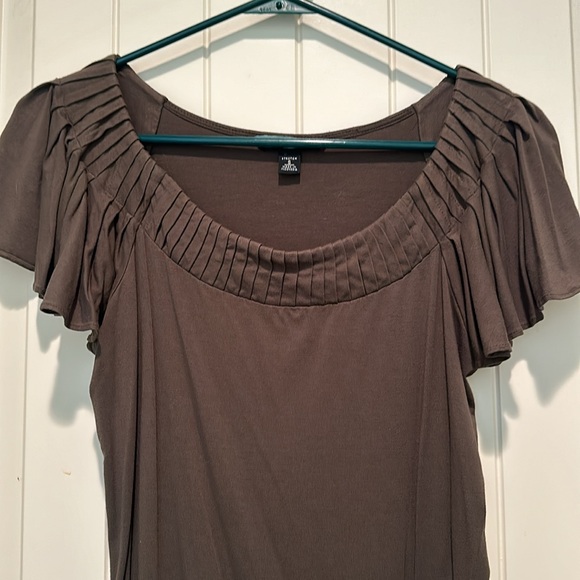 Banana Republic Flutter Sleeve Top - Picture 2 of 6